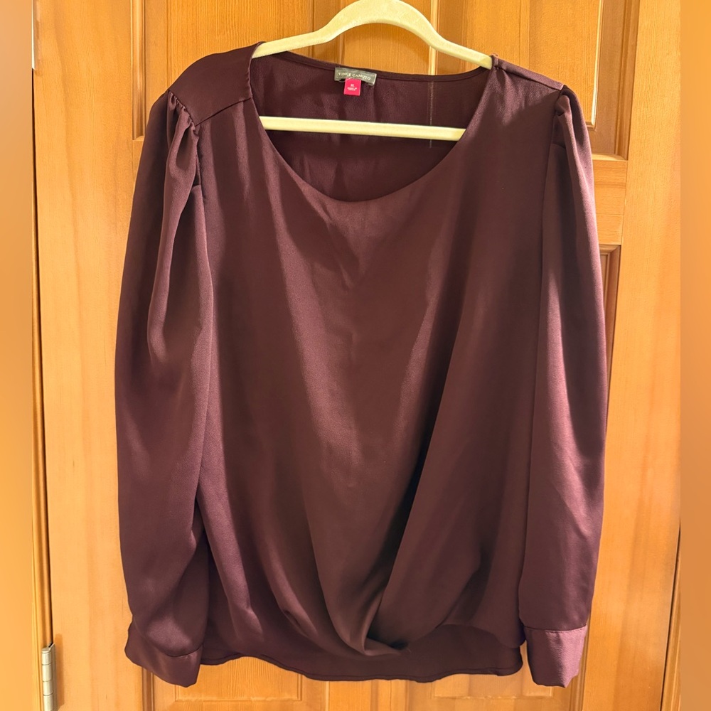 Vince Camuto Women's Burgundy Blouse 👚